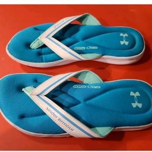 Women's Under Armour Flip flops size 8